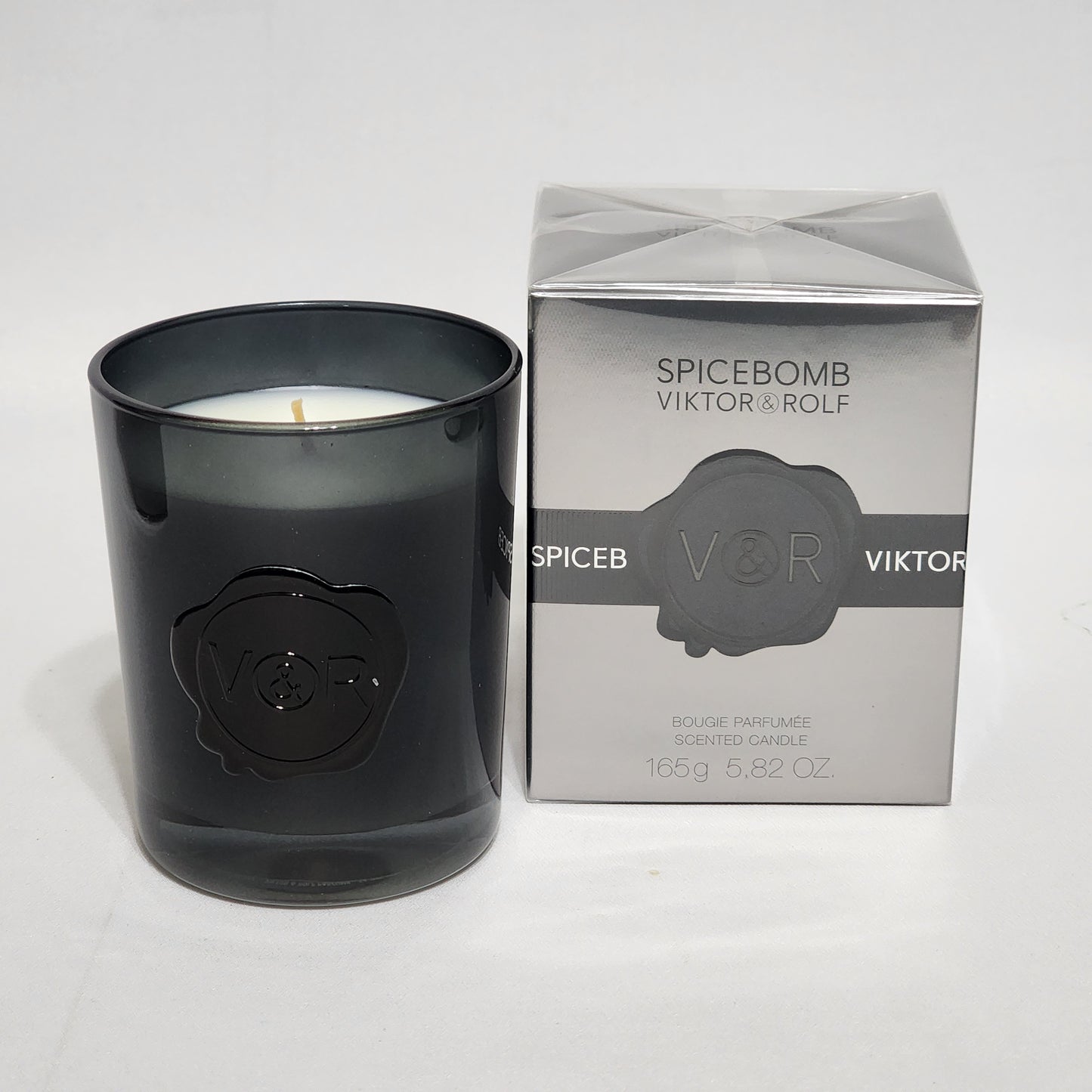 Spicebomb by Viktor & Rolf Men 5.82 oz / 165 g Scented Candle