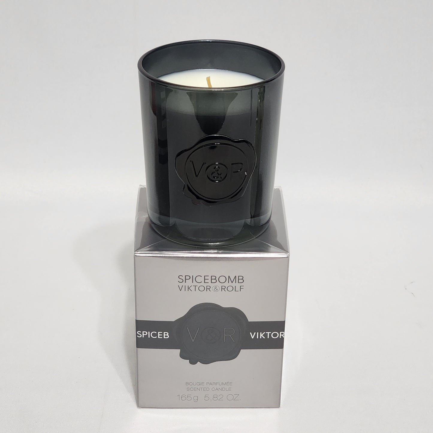 Spicebomb by Viktor & Rolf Men 5.82 oz / 165 g Scented Candle
