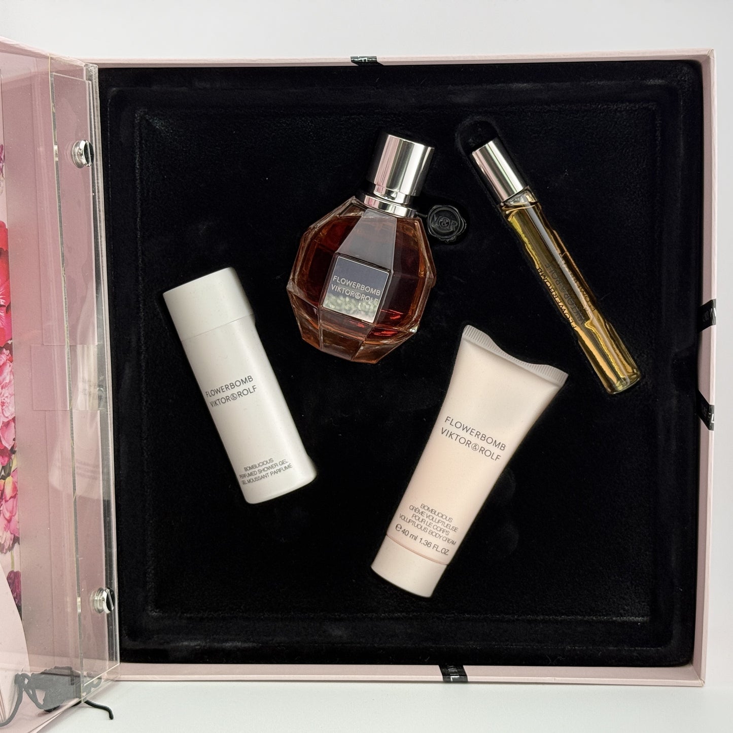 Viktor and Rolf Flowerbomb 4 pieces women set