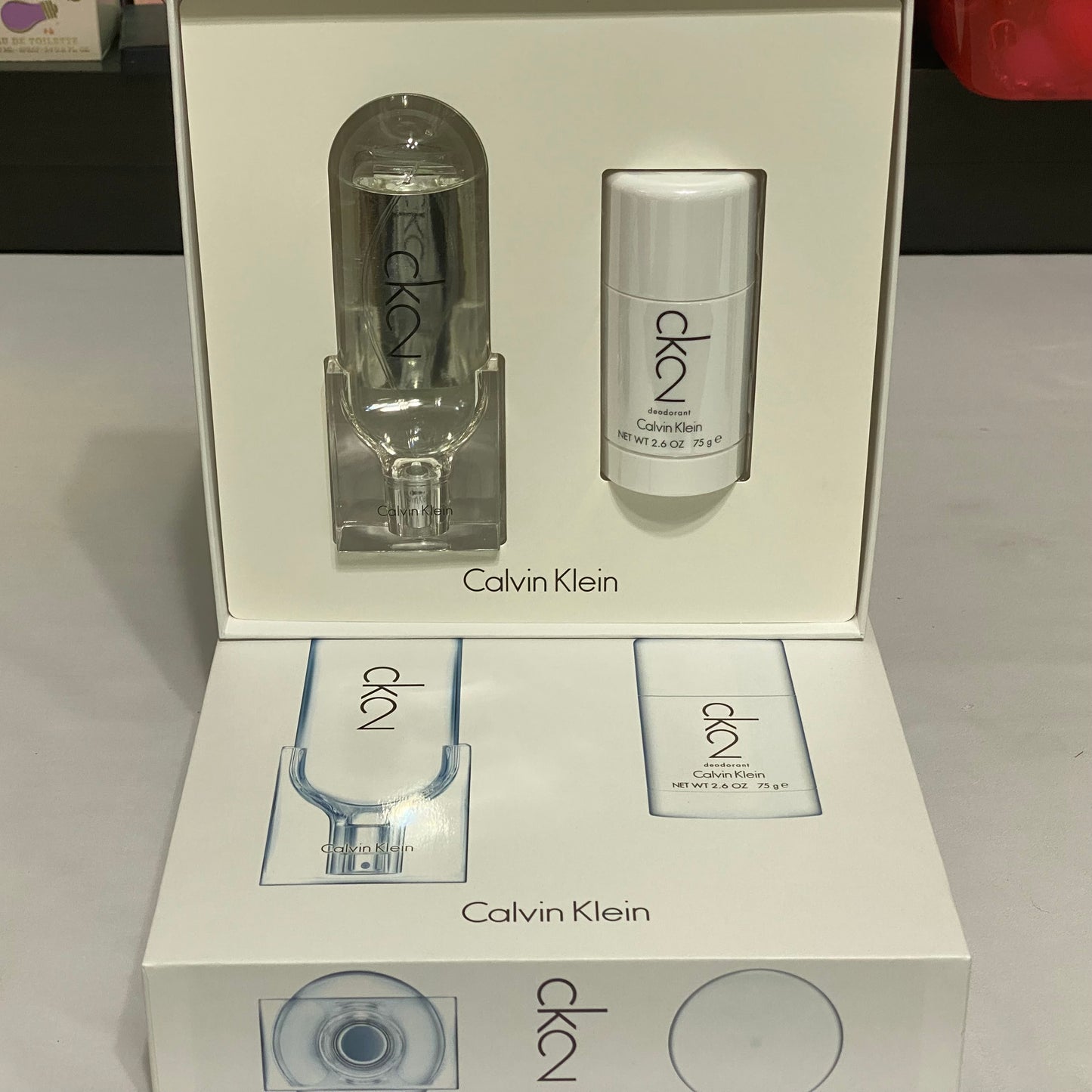 ck2 by Calvin Klen for Men or Women, Unisex 2 pieces set, 3.4 oz spray + Deo