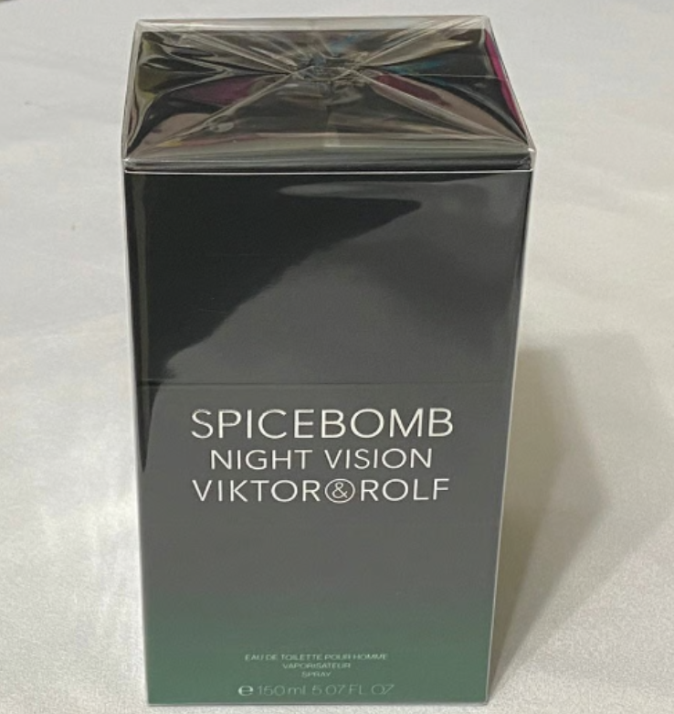 Spicebomb Night Vision by Viktor & Rolf for Men 5.07 fl.oz / 150 ml Eau De Toilette Spray