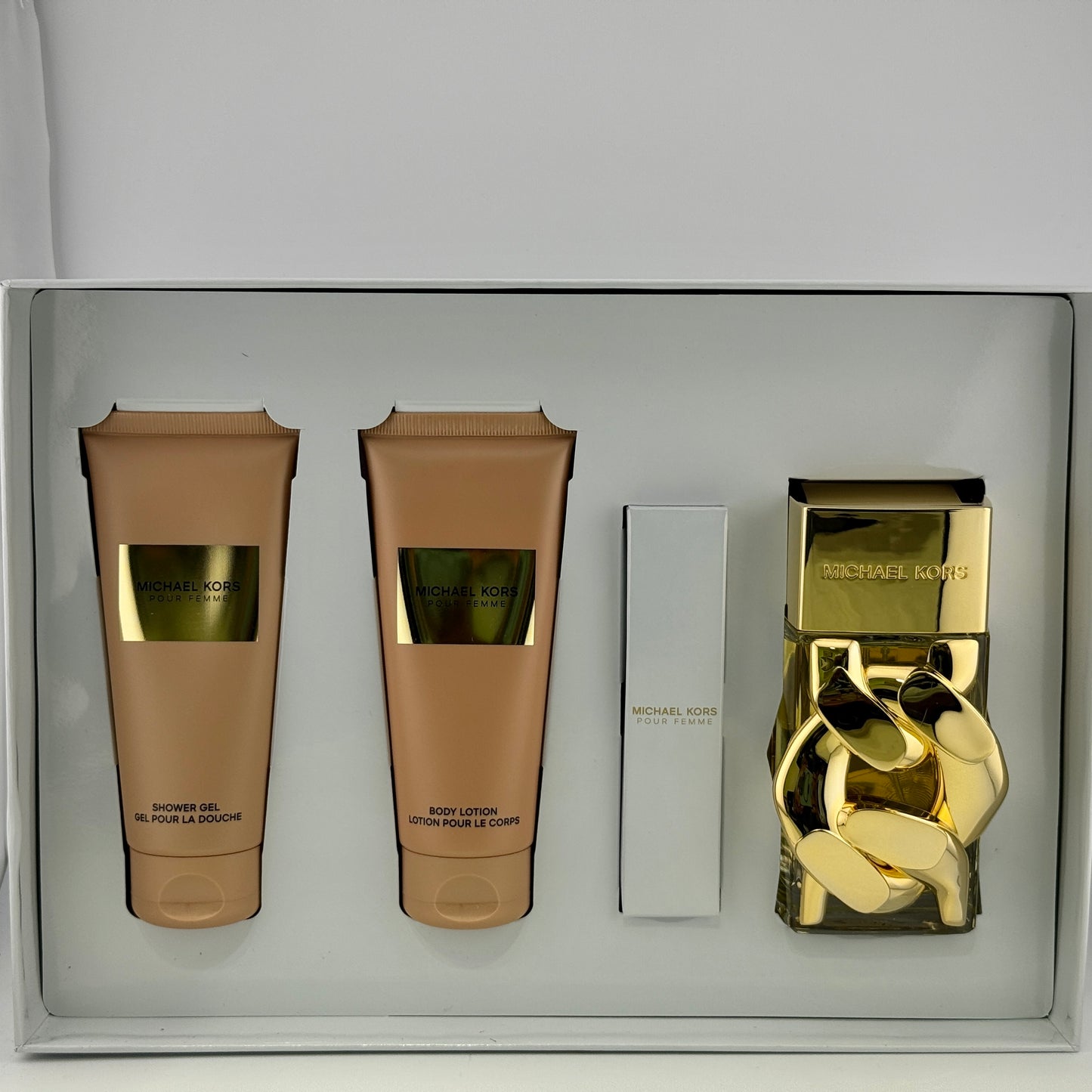 Michael Kors Pour Femme, 3.4 Oz - 4Pcs Set For Women