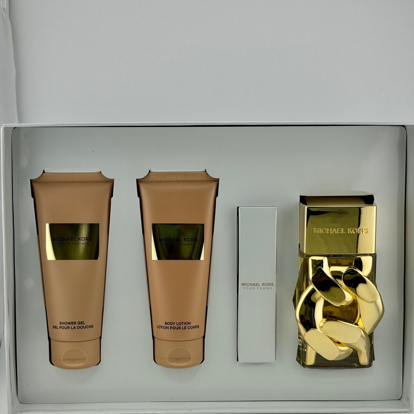 Michael Kors Pour Femme, 3.4 Oz - 4Pcs Set For Women