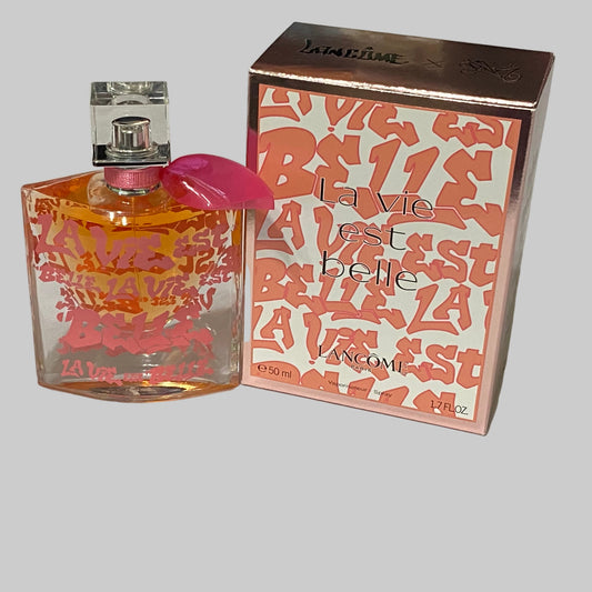 Lancome La Vie Est Belle 1.7 oz / 50 ml Spray for Women "Artist Limited Edition"